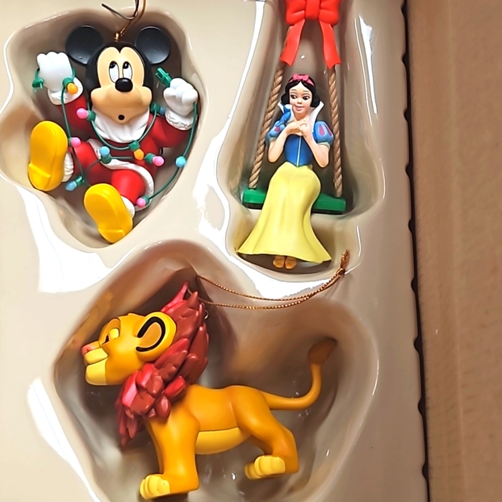 Disney - Mickey, Snow White, Simba Ornaments